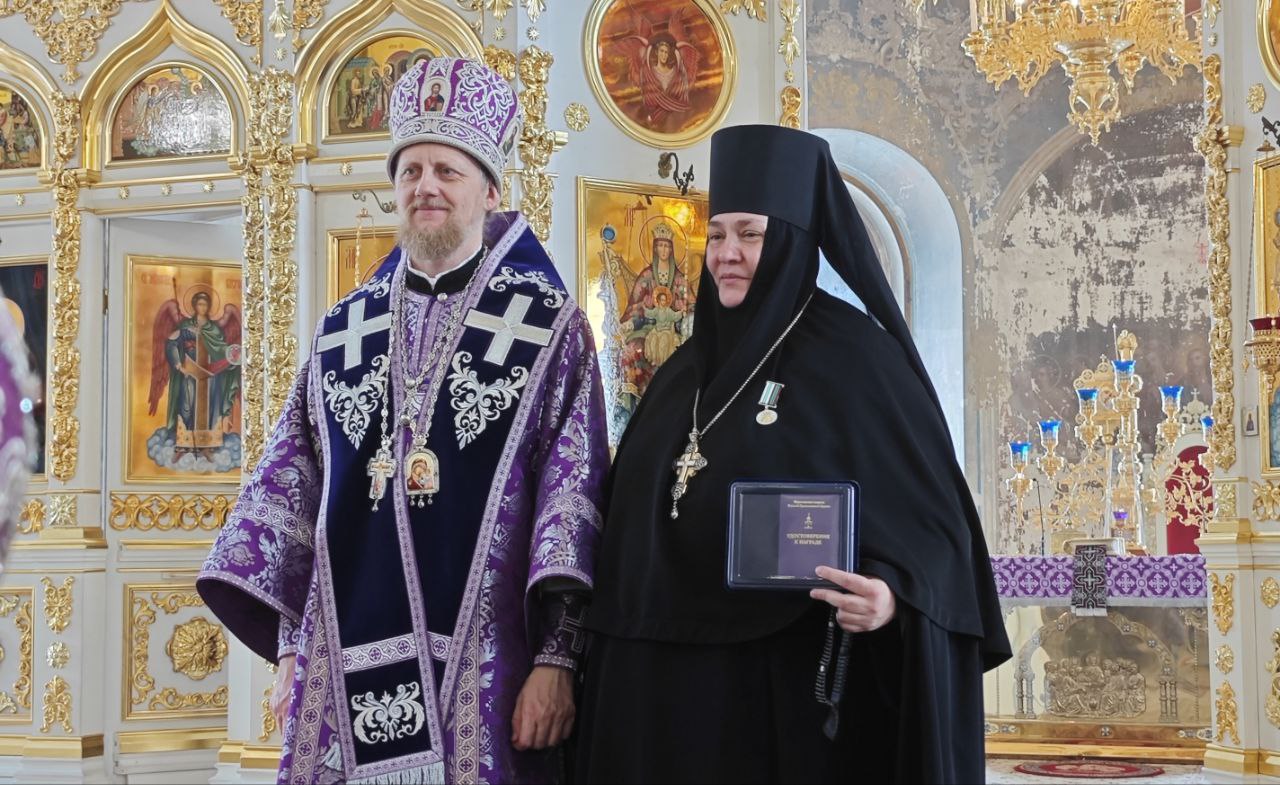 15 лет со дня возведения в сан Игумении настоятельницы женского монастыря Матушки Антонины