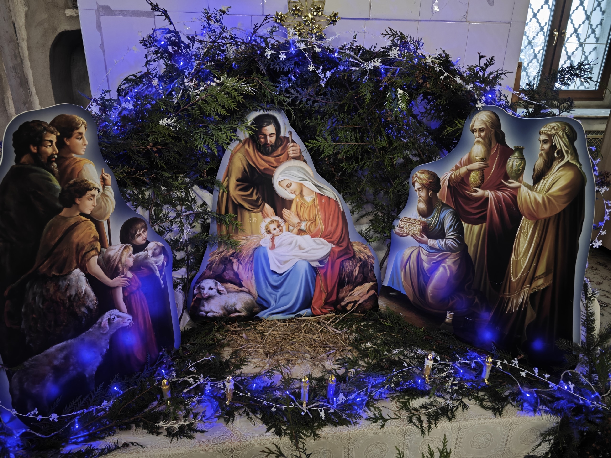 Рождественские подарки для детей из социальных учреждений города